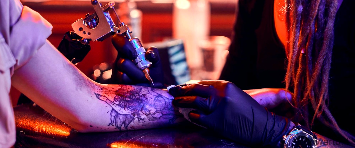 Cosa succede se il laser colpisce un tatuaggio?La domanda è corretta.