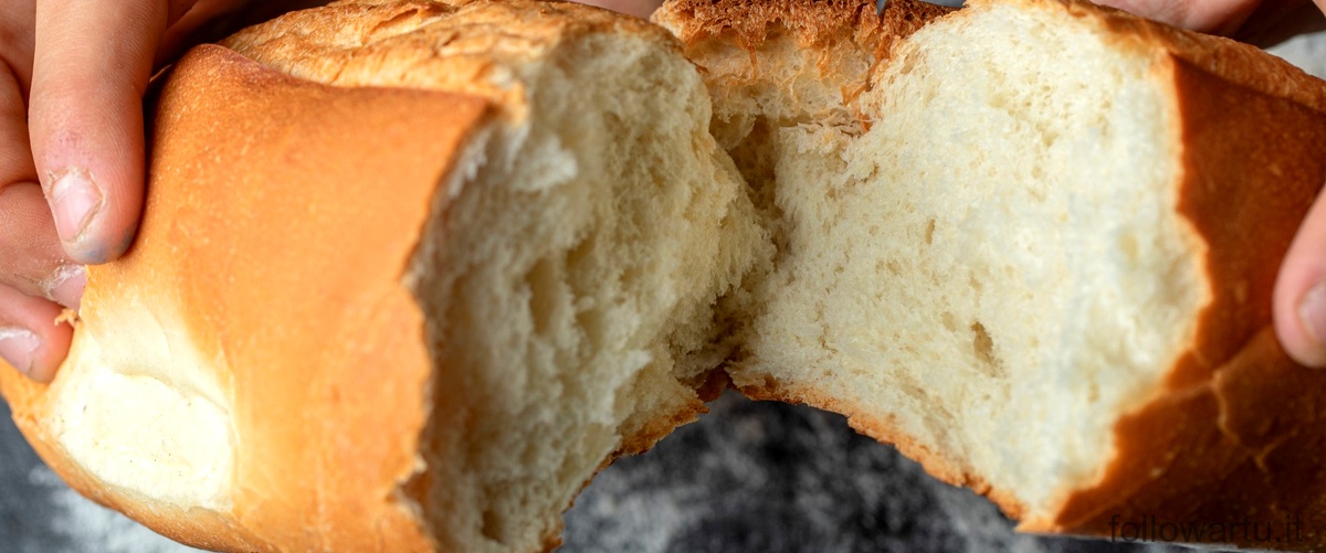 La frase corretta è: Is yeast for baking healthy?